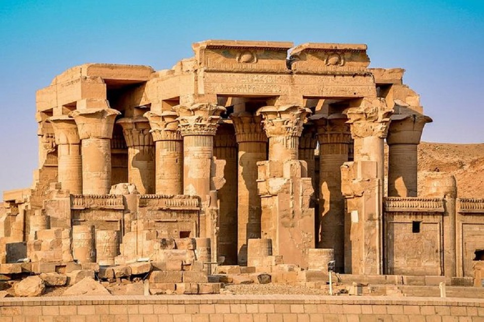 kom ombo temple 